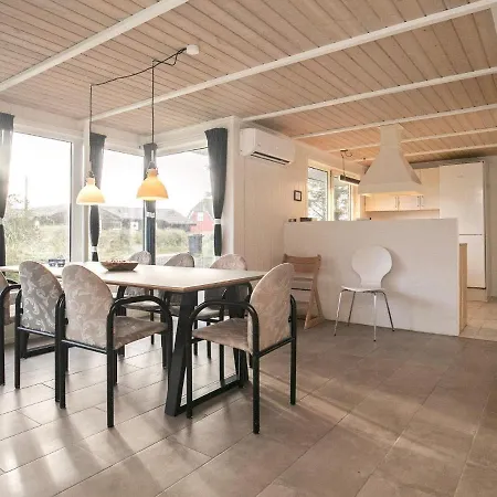 8 Person Holiday In Bl Vand Ferienhaus