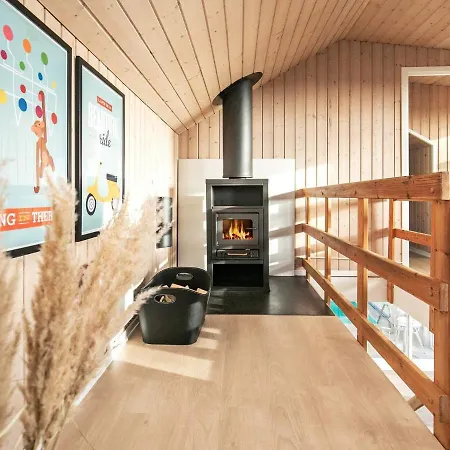 8 Person Holiday In Bl Vand Ferienhaus *