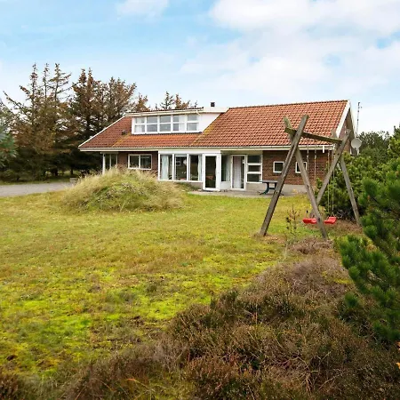 8 Person Holiday In Bl Vand